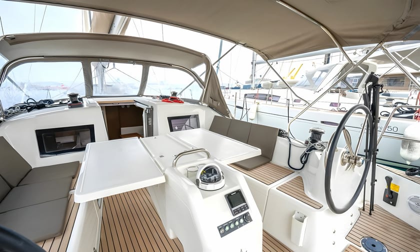 Kos Barca a vela cabina 3  cuccette 8  8  ospiti 12.35 m Numero dell'inserzione: #13444 5