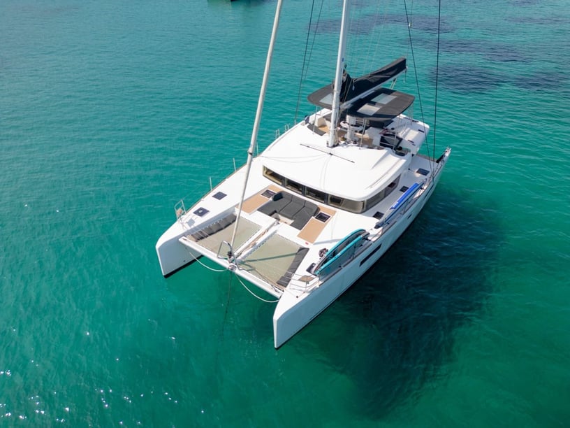 Portisco Catamaran 4 cabin 12 berths 12 guests 15.84 m Listing Number: #1345 5