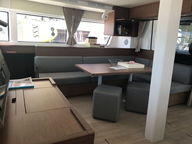 Portisco Catamaran 5 cabin 12 berths 12 guests 15.84 m Listing Number: #1345 2