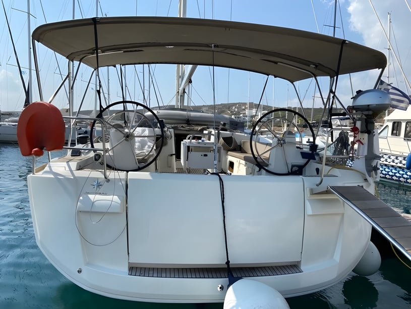 Lavrion Barca a vela cabina 6  cuccette 12  12  ospiti 15.38 m Numero dell'inserzione: #13495