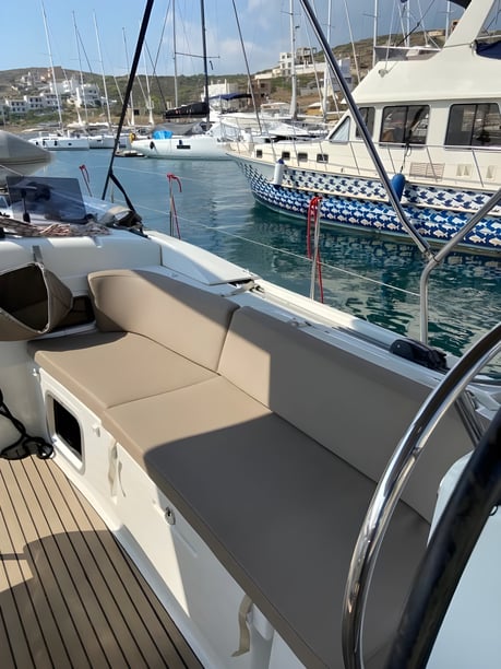 Lavrion Barca a vela cabina 6  cuccette 12  12  ospiti 15.38 m Numero dell'inserzione: #13495 5