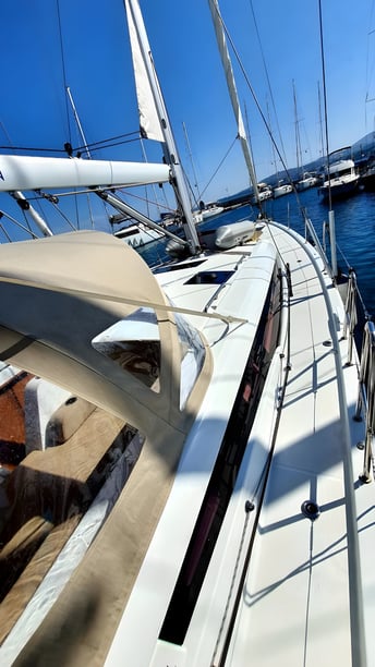 Rodas Velero Cabina 6  12  literas 12  invitados 16.16 m Número de anuncio: #13496 5