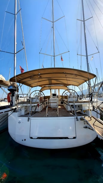 Rodas Velero Cabina 6  12  literas 12  invitados 16.16 m Número de anuncio: #13496