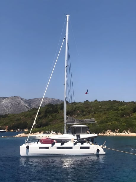 Preveza Catamarán Cabina 5  10  literas 10  invitados 14.75 m Número de anuncio: #13513 4