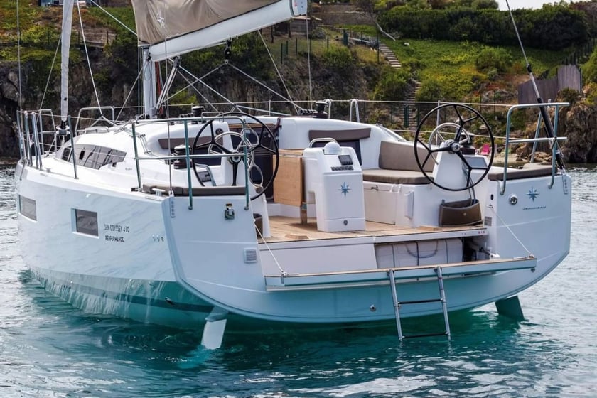 Elios Sailboat 3 cabin 8 berths 8 guests 12.35 m Listing Number: #13519