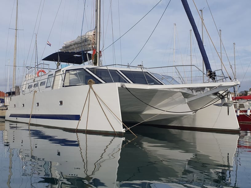 Trogir Catamaran Cabine 5  10  slaapplaatsen 12  gasten 15.19 m Lijstnummer: #13530 3