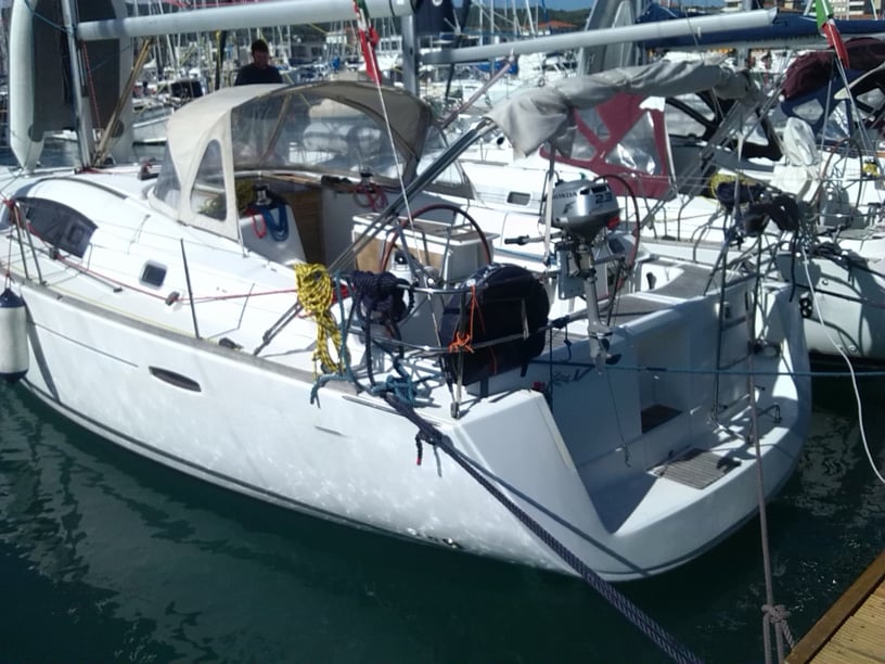 Portisco Sailboat 4 cabin 10 berths 10 guests 13.13 m Listing Number: #1354 3