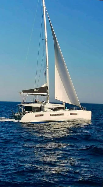 Athènes Catamaran Cabine 8  Couchettes 14  Invités 14  14.75 m Numéro de l'annonce: #13557 4