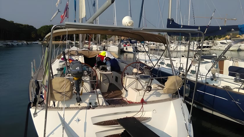 Leuca Segelboot 4 Kabine 9 Liegeplätze 12 Gäste 16.38 m Nummer des Inserats: #13564