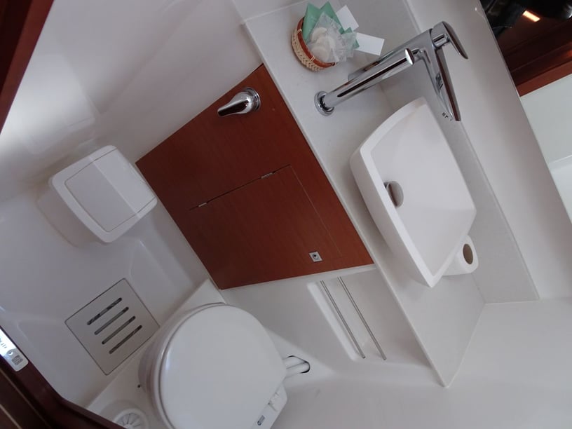 Primošten Velero Cabina 6  12  literas 12  invitados 17.15 m Número de anuncio: #13594 5