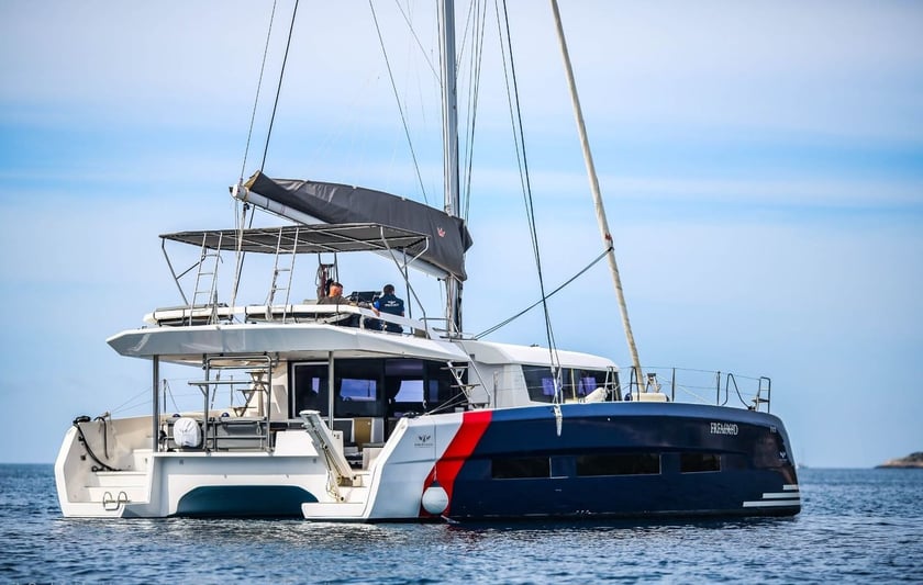 Primošten Catamaran 6 cabin 12 berths 12 guests 14.7 m Listing Number: #13596 5