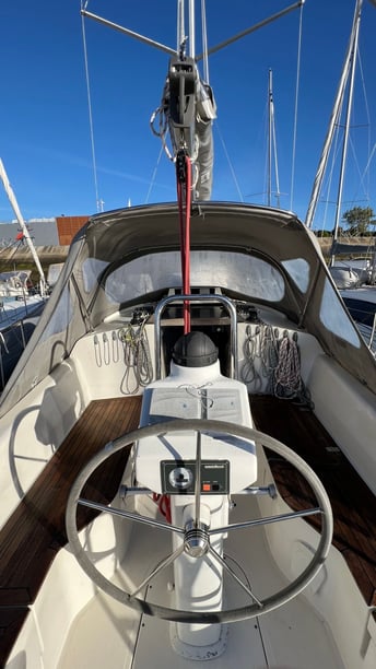 Arzon Segelboot 2 Kabine 6 Liegeplätze 6 Gäste 9.78 m Nummer des Inserats: #13610 5