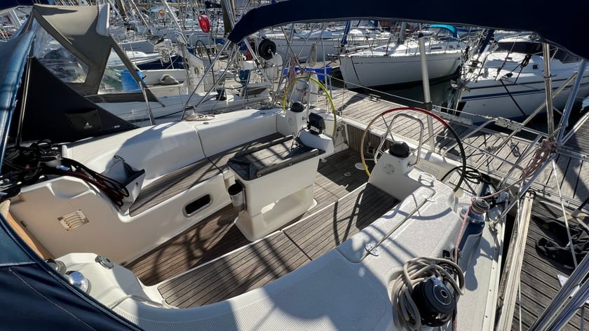 Arzon Segelboot 3 Kabine 8 Liegeplätze 8 Gäste 11.99 m Nummer des Inserats: #13631 3