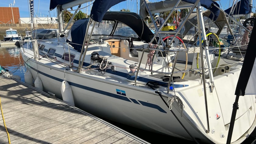 Arzon Segelboot 3 Kabine 8 Liegeplätze 8 Gäste 11.99 m Nummer des Inserats: #13631