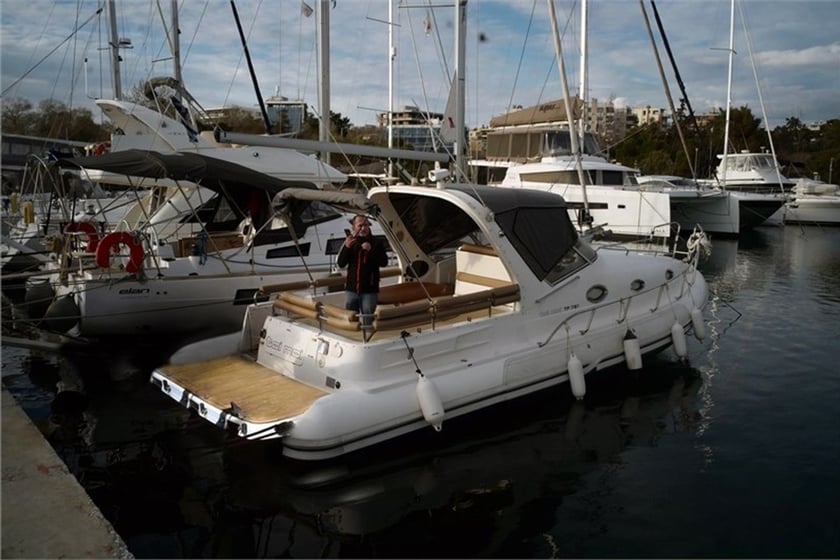 Atina Sürat Teknesi 2 kabin Konaklama 4 kişi Seyir 10 kişi 9.3 m İlan No: #13634 5