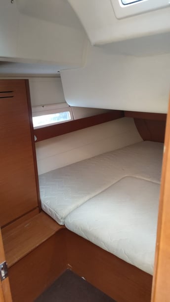 Milazzo Zeilboot Cabine 4  10  slaapplaatsen 10  gasten 14.15 m Lijstnummer: #13665 3