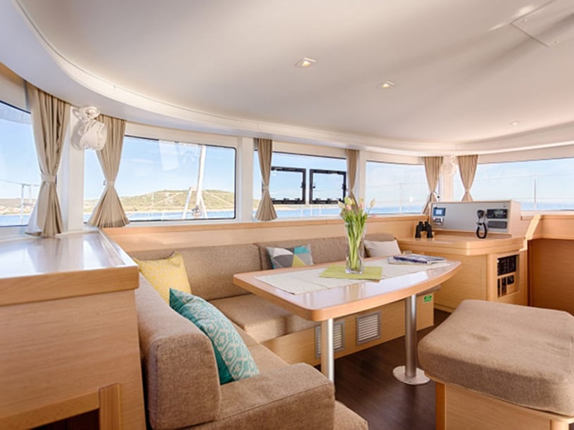 Paros Catamaran 6 cabin 10 berths 10 guests 12.94 m Listing Number: #13716 2