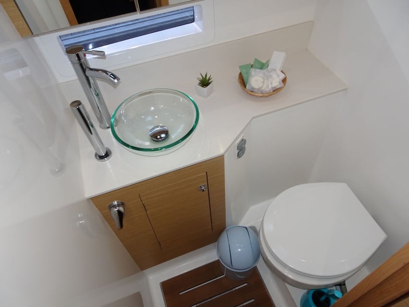 Primošten Catamaran 6 cabin 12 berths 12 guests 14.7 m Listing Number: #13770 4