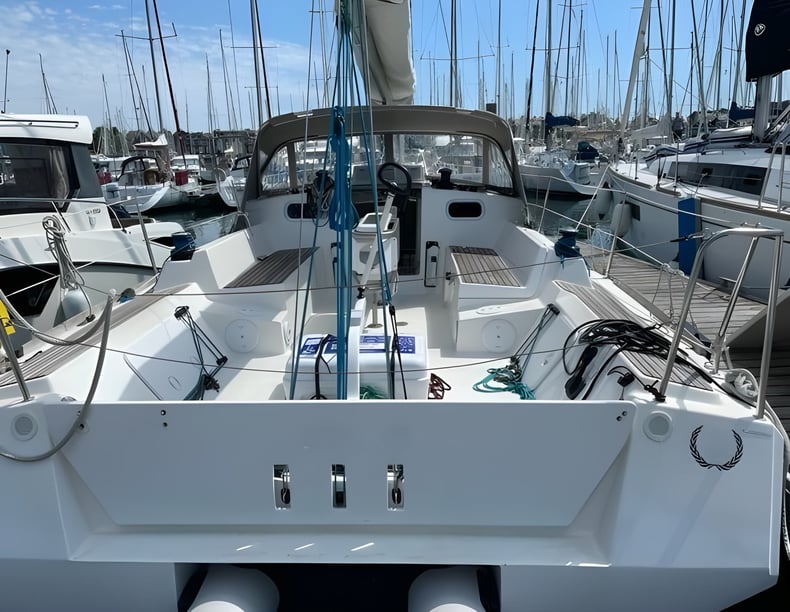 Arzon Zeilboot Cabine 2  6  slaapplaatsen 6  gasten 8.88 m Lijstnummer: #13786 4