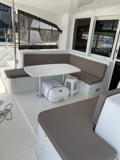 Nea Peramos - Attica Catamaran 6 cabin 11 berths 11 guests 11.74 m Listing Number: #13805 5