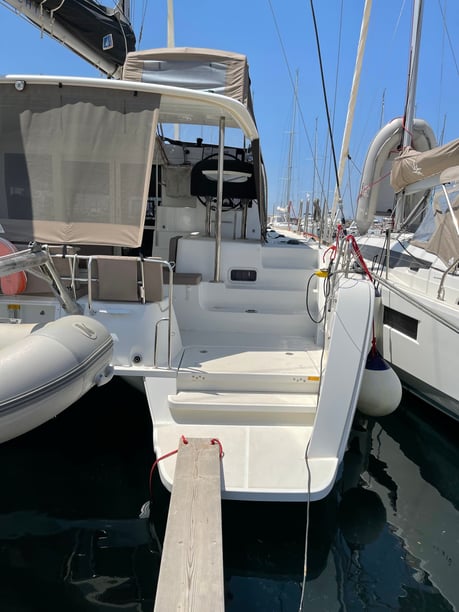 Nea Peramos - Attica Catamaran 6 cabin 11 berths 11 guests 11.74 m Listing Number: #13805 3