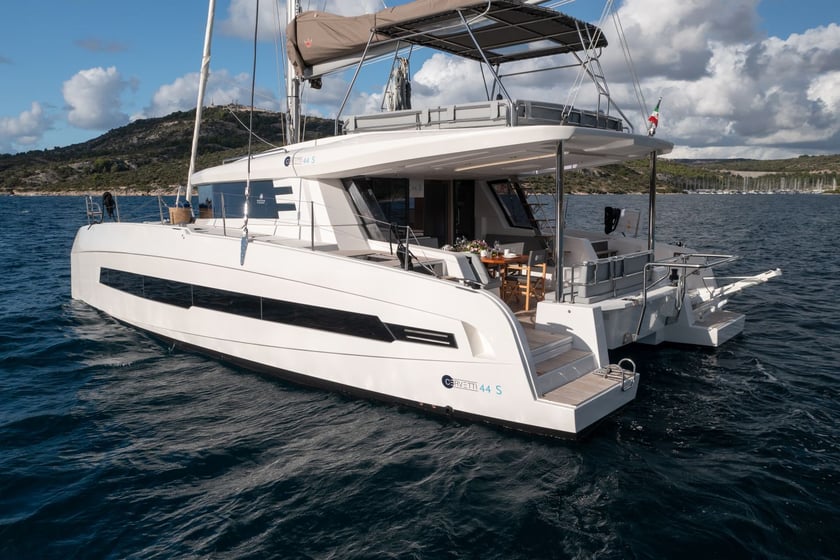 Primošten Catamaran 5 cabin 9 berths 9 guests 13.42 m Listing Number: #13856 4