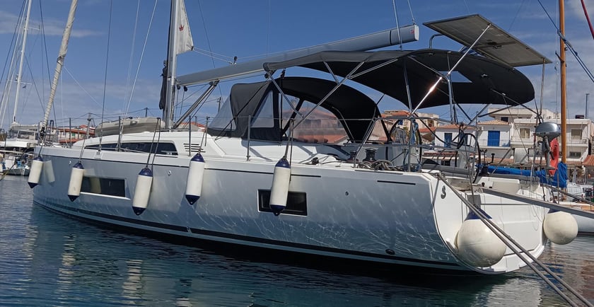 Athens Sailboat 5 cabin 10 berths 10 guests 14.6 m Listing Number: #13865 5