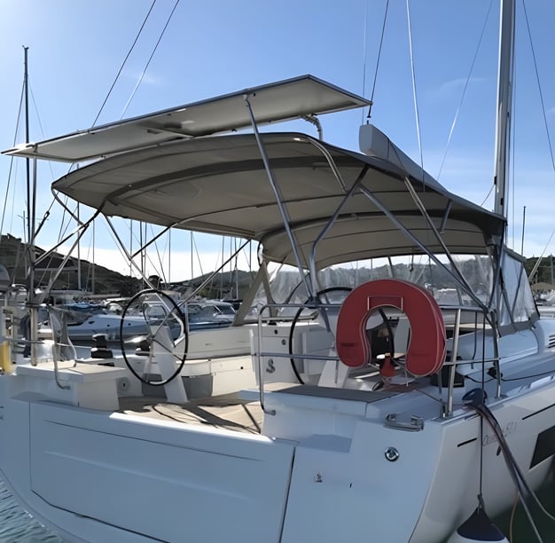 Lavrion Sailboat 6 cabin 12 berths 12 guests 15.94 m Listing Number: #13868 3