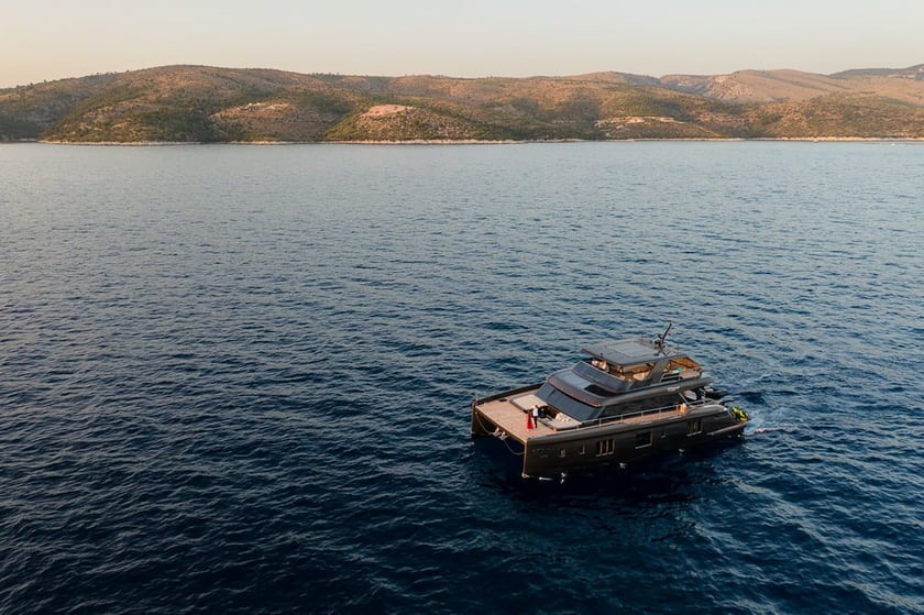 Kaštel Gomilica Catamarán Cabina 4  8  literas 14  invitados 20.95 m Número de anuncio: #13932 5