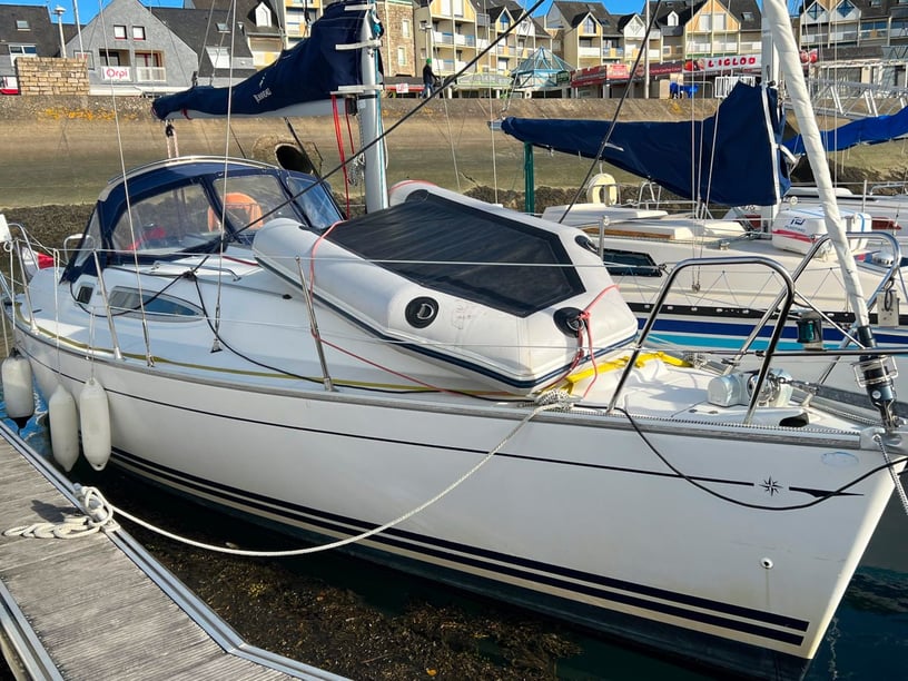 Arzon Segelboot 2 Kabine 6 Liegeplätze 6 Gäste 8.8 m Nummer des Inserats: #14042