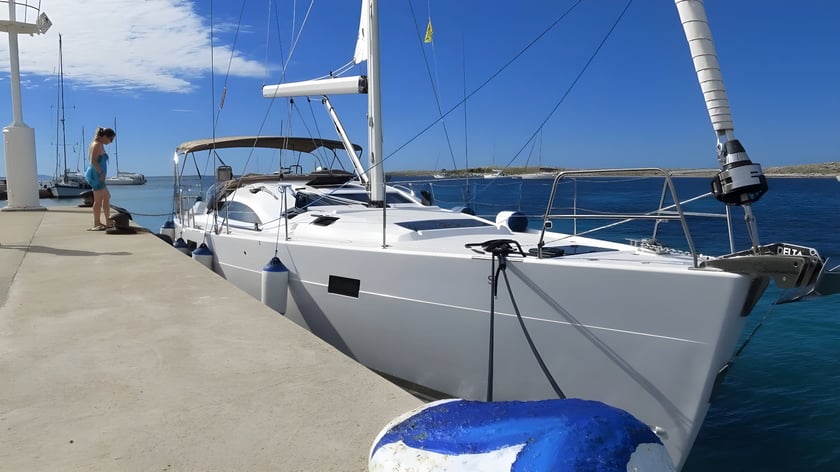 Slano Zeilboot Cabine 5  10  slaapplaatsen 10  gasten 15.2 m Lijstnummer: #14053