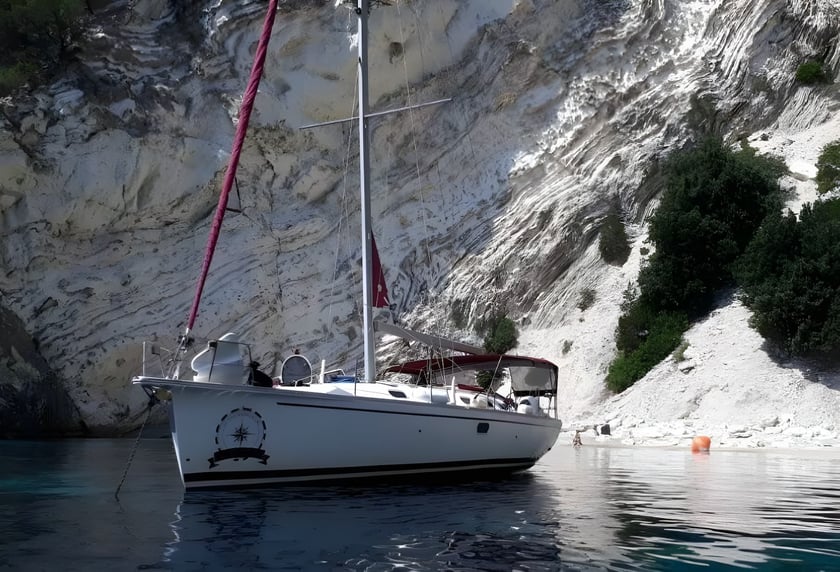 Nydri Zeilboot Cabine 4  10  slaapplaatsen 10  gasten 13.05 m Lijstnummer: #14054 3