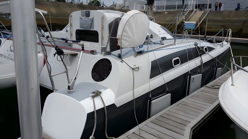 Arzon Catamaran 4 cabin 6 berths 6 guests 9.9 m Listing Number: #14065 3