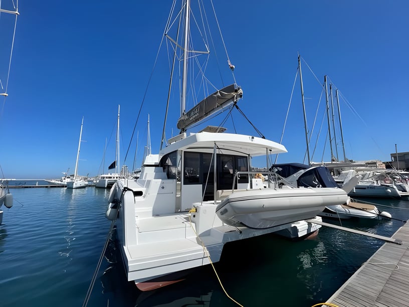 Marsala Catamaran Cabine 4  10  slaapplaatsen 10  gasten 12.31 m Lijstnummer: #14067