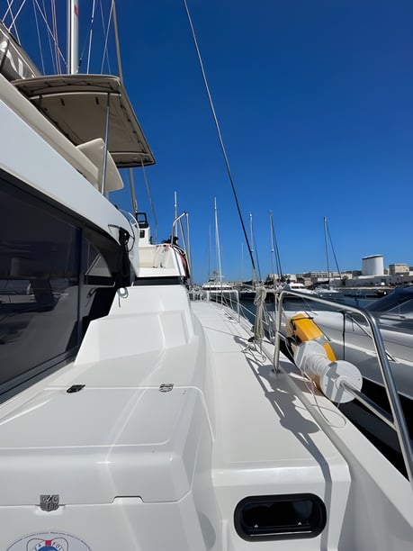 Marsala Catamaran Cabine 4  10  slaapplaatsen 10  gasten 12.31 m Lijstnummer: #14067 3