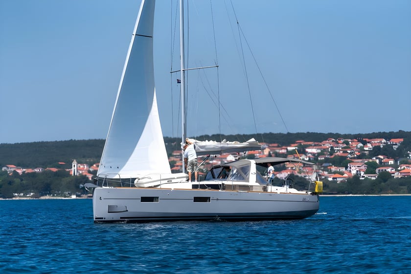 Izola Sailboat 3 cabin 8 berths 8 guests 11.55 m Listing Number: #14082 4