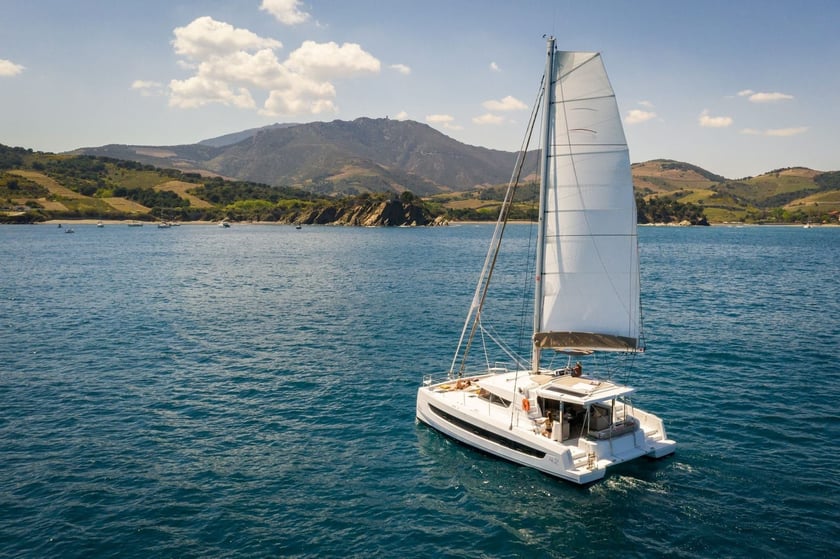 Volos Catamaran 5 cabin 10 berths 10 guests 12.85 m Listing Number: #14084 5