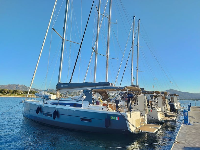 Porto Rotondo Sailboat 4 cabin 8 berths 8 guests 13.24 m Listing Number: #14110