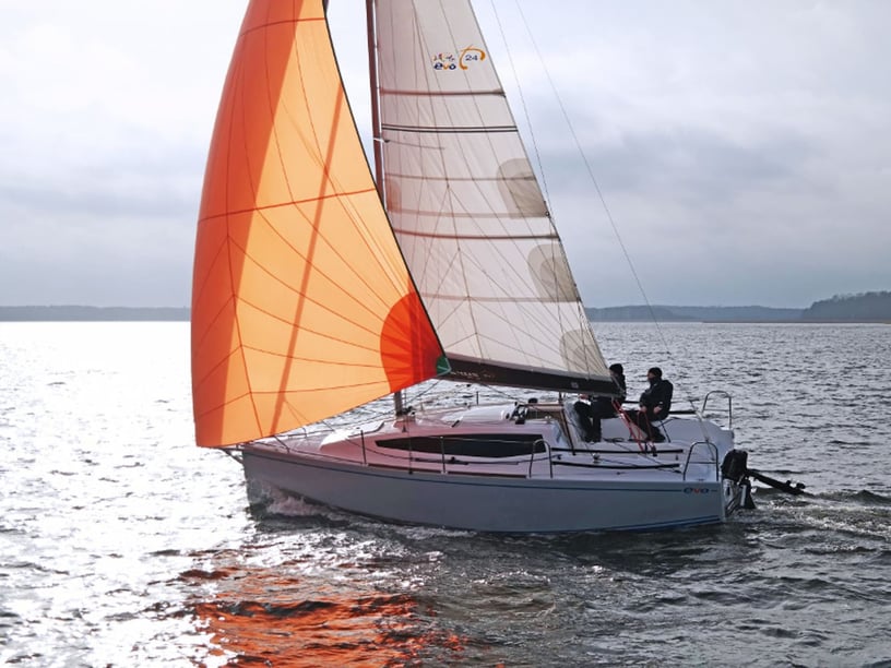 Wegorzewo Segelboot  8 Liegeplätze 8 Gäste 8.2 m Nummer des Inserats: #14119