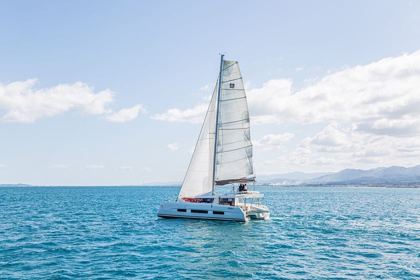 Furnari Catamaran 6 cabin 14 berths 14 guests 14.6 m Listing Number: #14134 2