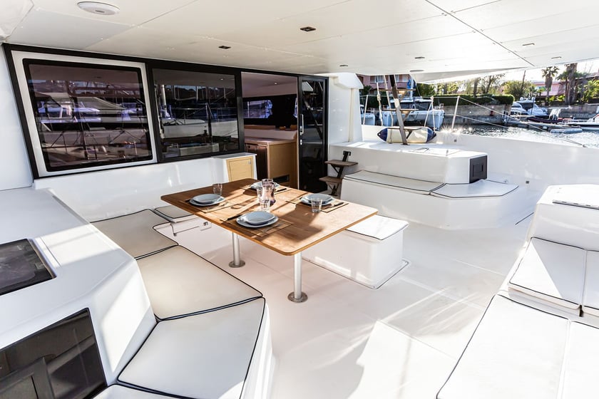 Furnari Catamaran 6 cabin 14 berths 14 guests 14.6 m Listing Number: #14134 4
