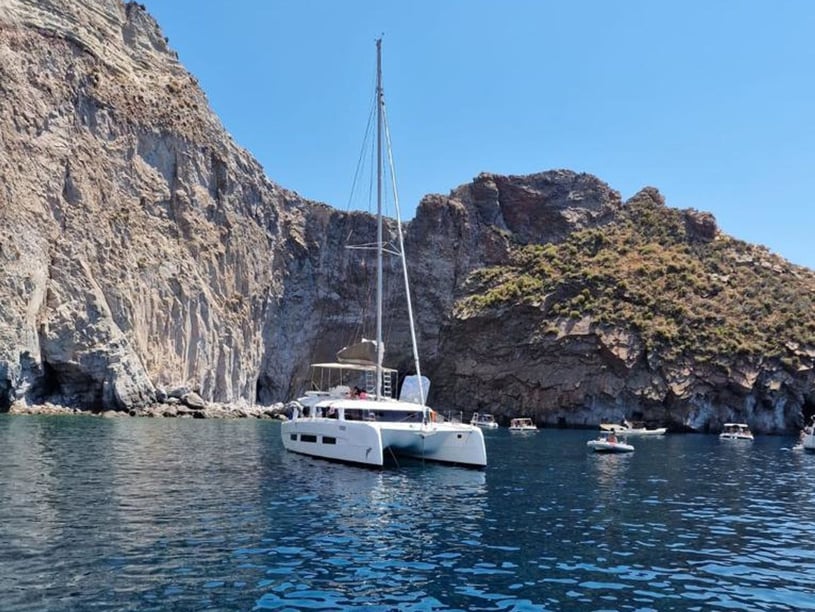 Furnari Catamaran 6 cabin 14 berths 14 guests 14.6 m Listing Number: #14134