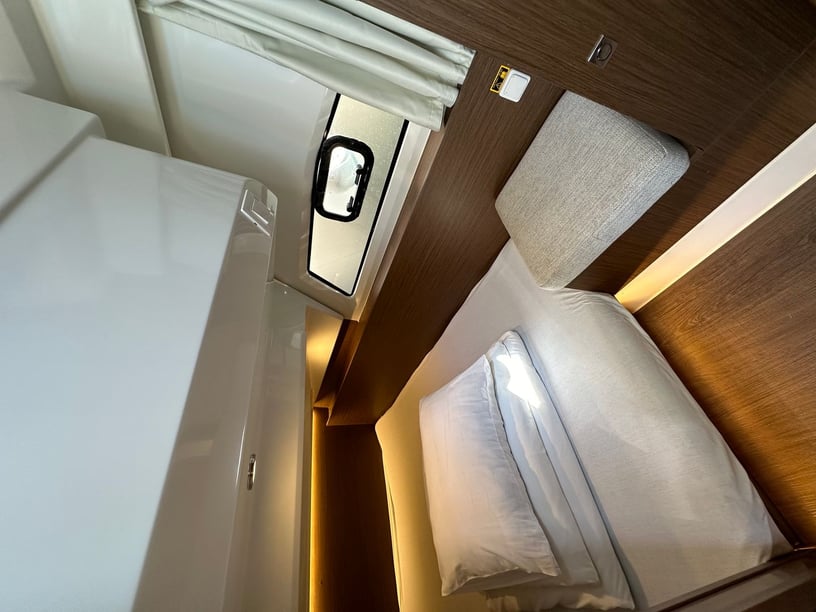 Drage Motorboot 3 Kabine 8 Liegeplätze 8 Gäste 10.5 m Nummer des Inserats: #14158 5