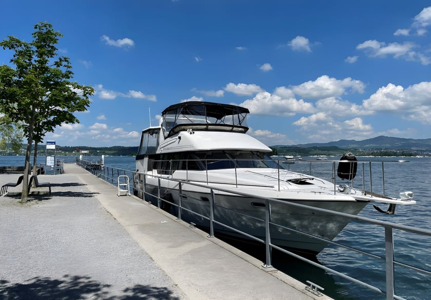 Rapperswil-Jona Motor Yacht 2 cabin 4 berths 4 guests 14 m Listing Number: #14177 3