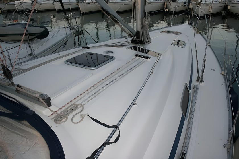 Skradin Sailboat 3 cabin 6 berths 6 guests 11.88 m Listing Number: #14193 4