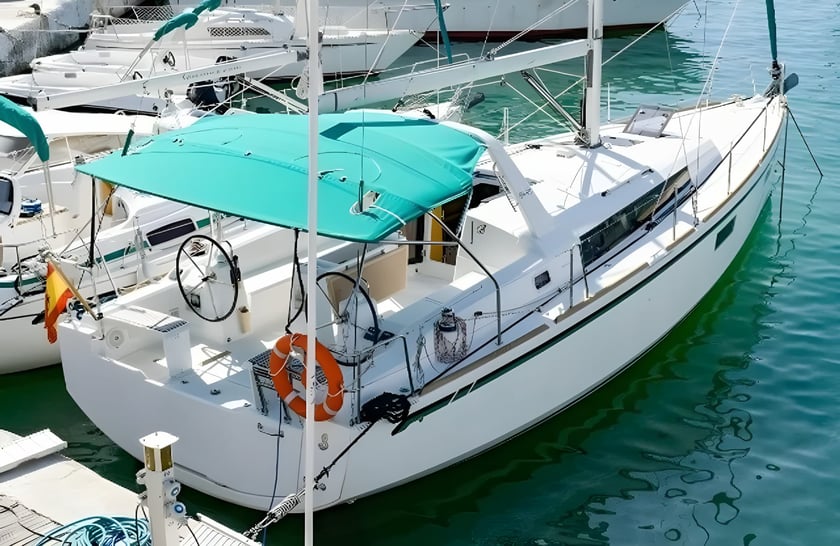 Sitges Sailboat 3 cabin 8 berths 8 guests 11.5 m Listing Number: #14254 2