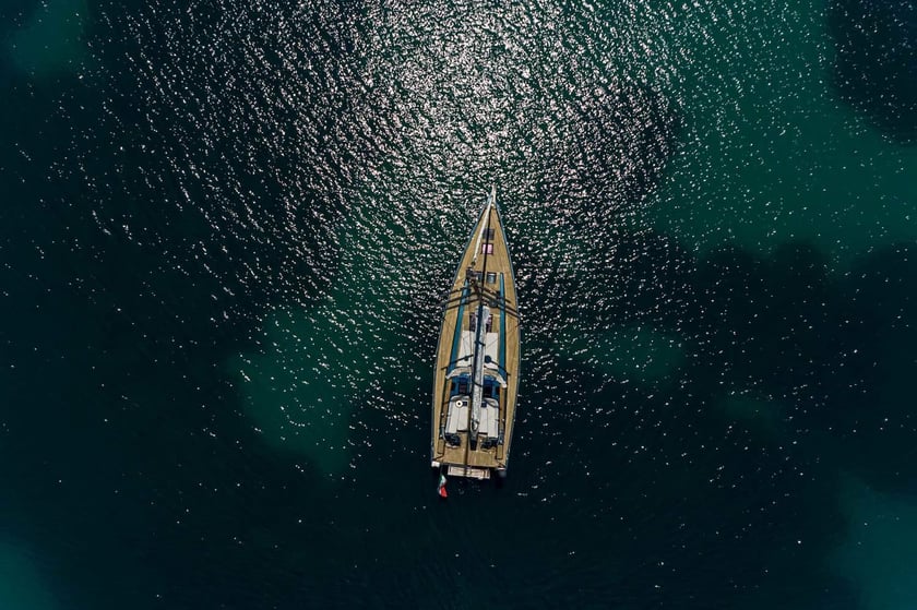 Portisco Zeilboot Cabine 3  6  slaapplaatsen 6  gasten 17.5 m Lijstnummer: #14259 4