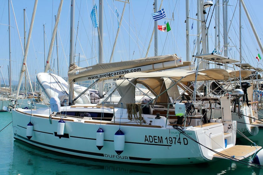 Lefkada Segelboot 2 Kabine 6 Liegeplätze 6 Gäste 10.3 m Nummer des Inserats: #14282 3