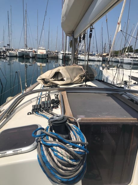 Rhodes Voilier Cabine 2  Couchettes 5  Invités 5  10.57 m Numéro de l'annonce: #14294 4