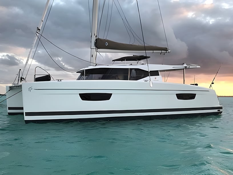 Road Town Catamaran 3 cabin 6 berths 6 guests 11.73 m Listing Number: #14303 3